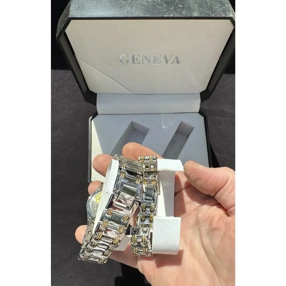 Vintage Geneva Quartz His And Her Used Watches In Original Box LO14